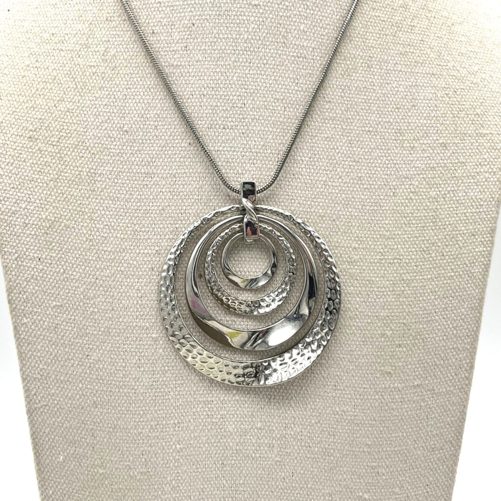 Silver Tone Hammered Multi Ring Concentric Circle Pendant Snake Chain Necklace